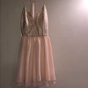 Beautiful women’s size small A’gaci dress.